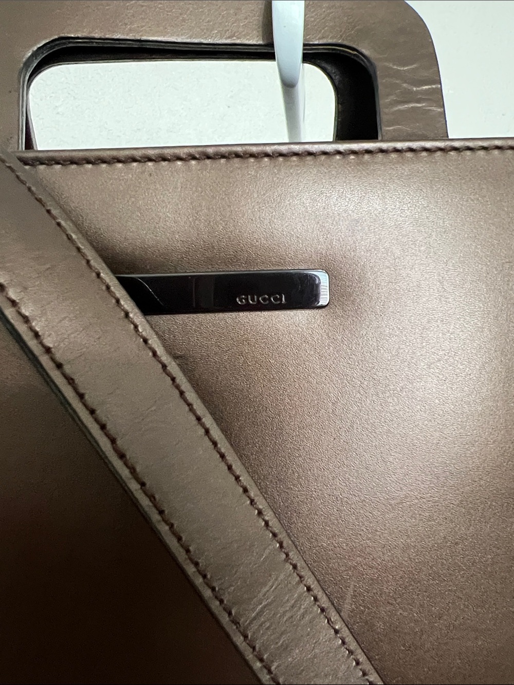 Gucci Bronze Leather Structured Tote with Top Handle and Crossbody Strap - Picture 2 of 15